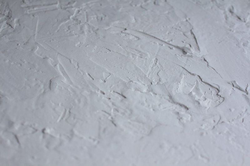 Patching Plaster Cracks Without Making Them Worse